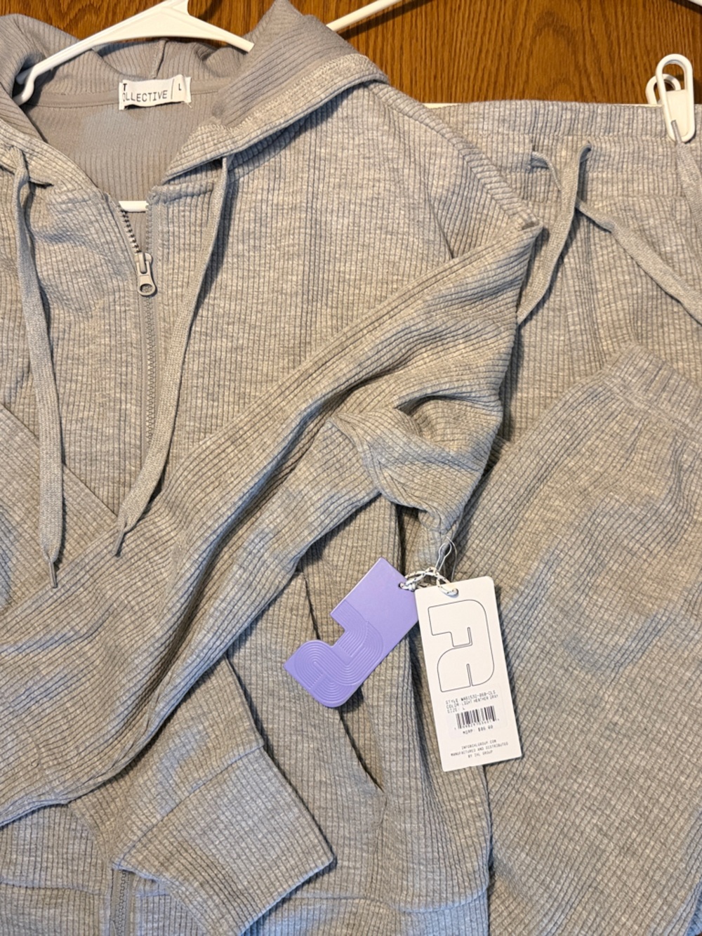 NWT Fit Collective Grey Ribbed 2-Piece Lounge Set - Size L